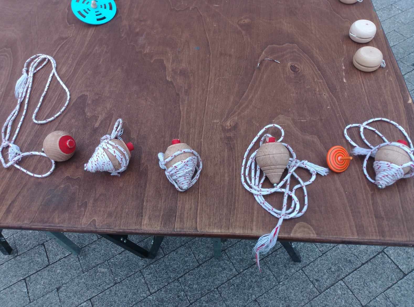 Xuegos tradicionales xigantes de Juega a lo grande