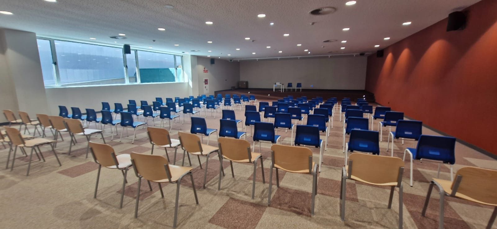 96.858 estudiantes inician hoy el curso escolar en Asturias, marcado por el refuerzo del profesorado y el aumento de la inversión educativa