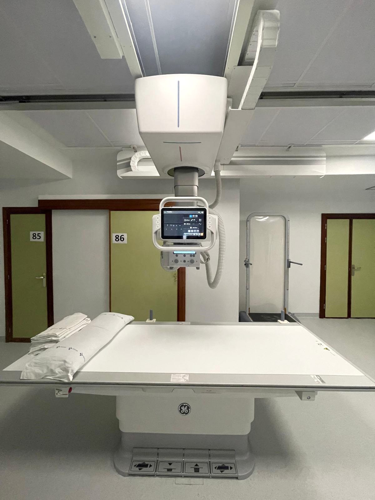 El Hospital de Jarrio refuerza la capacidad diagnóstica con una segunda sala de rayos robotizada que incorpora inteligencia artificial
