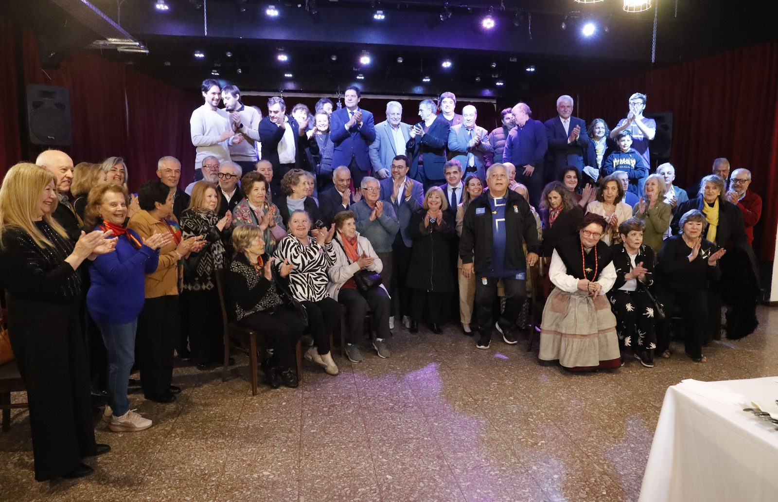 Barbón reconoce en Buenos Aires la labor de la emigración para transmitir Asturias “de generación en generación”