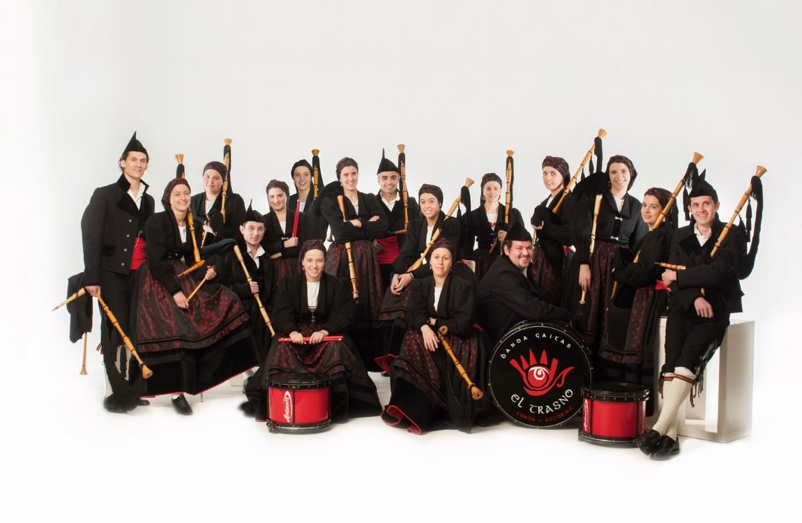 Xa son 25. Banda de Gaitas El Trasno