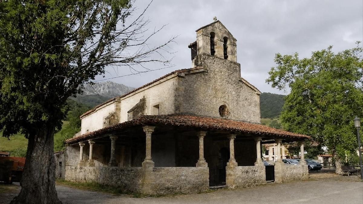 Cultura financia la recuperación de la pista polideportiva de Arenas y la restauración de la iglesia de Po, en Cabrales